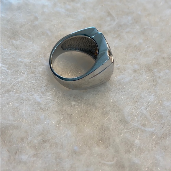 Costume ring - Picture 2 of 3